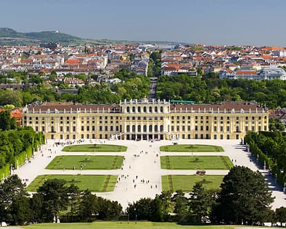 Schönbrunn palace in Vienna, summer residence of the Hapsburg monarchy